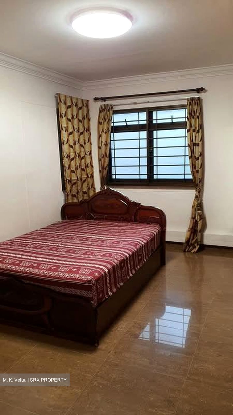 Blk 690B Choa Chu Kang Crescent (Choa Chu Kang), HDB Executive #578157561